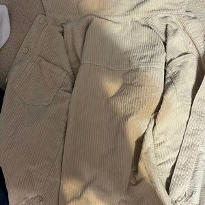 Pacsun cream shacket size small